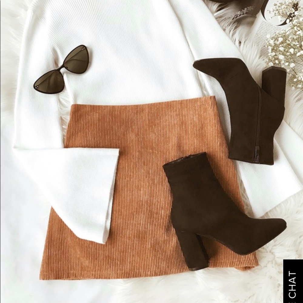 Camel colored suede skirt 🐪